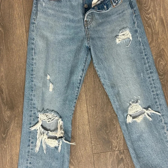 LEVI’s Wedgie Straight Fit Jeans Authentically Yours Medium Wash High Rise Denim - Picture 6 of 15